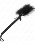 KINK - BACCHETTA IN CORDA DI NYLON CON PIUME TICKLE E FIOCCO NERO 25 CM - KINK IMPACT & TOUCH - Intimo per le occasioni speciali | The Game Lingerie