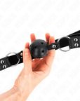 KINK - BAVAGLIO SFERA TRASPIRANTE 4 CM CON DOPPIO RIVETTO MODELLO 1 NERO 62,5 x 2,5 CM REGOLABILE 42 - 58 CM - KINK COLLAR & GAG - Intimo per le occasioni speciali | The Game Lingerie