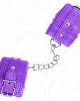 KINK - POGGIPOLSI PREMIUM IMBOTTITI IN PELLICCIA VIOLA CON CINTURA VIOLA REGOLABILE 17 - 29 CM X 6 CM - KINK WRIST RESTRAINT - Intimo per le occasioni speciali | The Game Lingerie