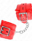 KINK - POLSINI IMBOTTITI IN PELLICCIA CON FORI QUADRI ROSSO E CINTURA ROSSA REGOLABILE 17 - 29 CM X 6 CM - KINK WRIST RESTRAINT - Intimo per le occasioni speciali | The Game Lingerie