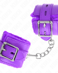 KINK - POLSINI IMBOTTITI IN PELLICCIA CON FORI QUADRI VIOLA E CINTURA VIOLA REGOLABILE 17 - 29 CM X 6 CM - KINK WRIST RESTRAINT - Intimo per le occasioni speciali | The Game Lingerie