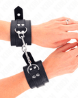 KINK - POLSO CON BORCHIE 35 X 6 CM - KINK WRIST RESTRAINT - Intimo per le occasioni speciali | The Game Lingerie