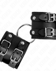 KINK - POLSO FISSO CON ANELLO E BORCHIE REGOLABILE NERO 17 - 22 CM X 6,5 CM - KINK WRIST RESTRAINT - Intimo per le occasioni speciali | The Game Lingerie
