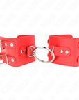 KINK - POLSO FISSO CON ANELLO E BORCHIE REGOLABILE ROSSO 17 - 22 CM X 6,5 CM - KINK WRIST RESTRAINT - Intimo per le occasioni speciali | The Game Lingerie