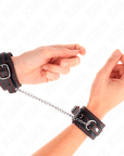 KINK - POTENZIALE DA POLSO PICCOLA NERA CON FODERA ROSSA REGOLABILE 14 - 24 CM X 3,5 CM - KINK WRIST RESTRAINT - Intimo per le occasioni speciali | The Game Lingerie
