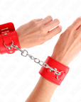 KINK - RESISTENZA DA POLSO CON CHIUSURA A LUCCHETTO ROSSO REGOLABILE 16 - 23 CM X 5,5 CM - KINK WRIST RESTRAINT - Intimo per le occasioni speciali | The Game Lingerie