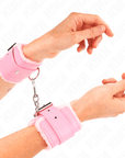 KINK - RESISTENZA DA POLSO IMBOTTITA IN PELLICCIA ROSA CON CINTURA ROSA REGOLABILE 17 - 29 CM X 6 CM - KINK WRIST RESTRAINT - Intimo per le occasioni speciali | The Game Lingerie