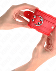 KINK - RESISTENZA DA POLSO IMBOTTITA IN PELLICCIA ROSSO CON CINTURA ROSSA REGOLABILE 17 - 29 CM X 6 CM - KINK WRIST RESTRAINT - Intimo per le occasioni speciali | The Game Lingerie