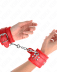 KINK - RESISTENZA DA POLSO IMBOTTITA IN PELLICCIA ROSSO CON CINTURA ROSSA REGOLABILE 17 - 29 CM X 6 CM - KINK WRIST RESTRAINT - Intimo per le occasioni speciali | The Game Lingerie