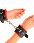 KINK - RESISTENZA DA POLSO PREMIUM FODERATA IN PELLICCIA ROSSO CON CINTURA NERA REGOLABILE 17 - 29 CM X 6 CM - KINK WRIST RESTRAINT - Intimo per le occasioni speciali | The Game Lingerie