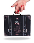 SECRETPLAY - KIT DA VIAGGIO SESSO IN CITTÀ (ES/EN/DE/FR/NL/PT) - SECRETPLAY 100% GAMES - Intimo per le occasioni speciali | The Game Lingerie