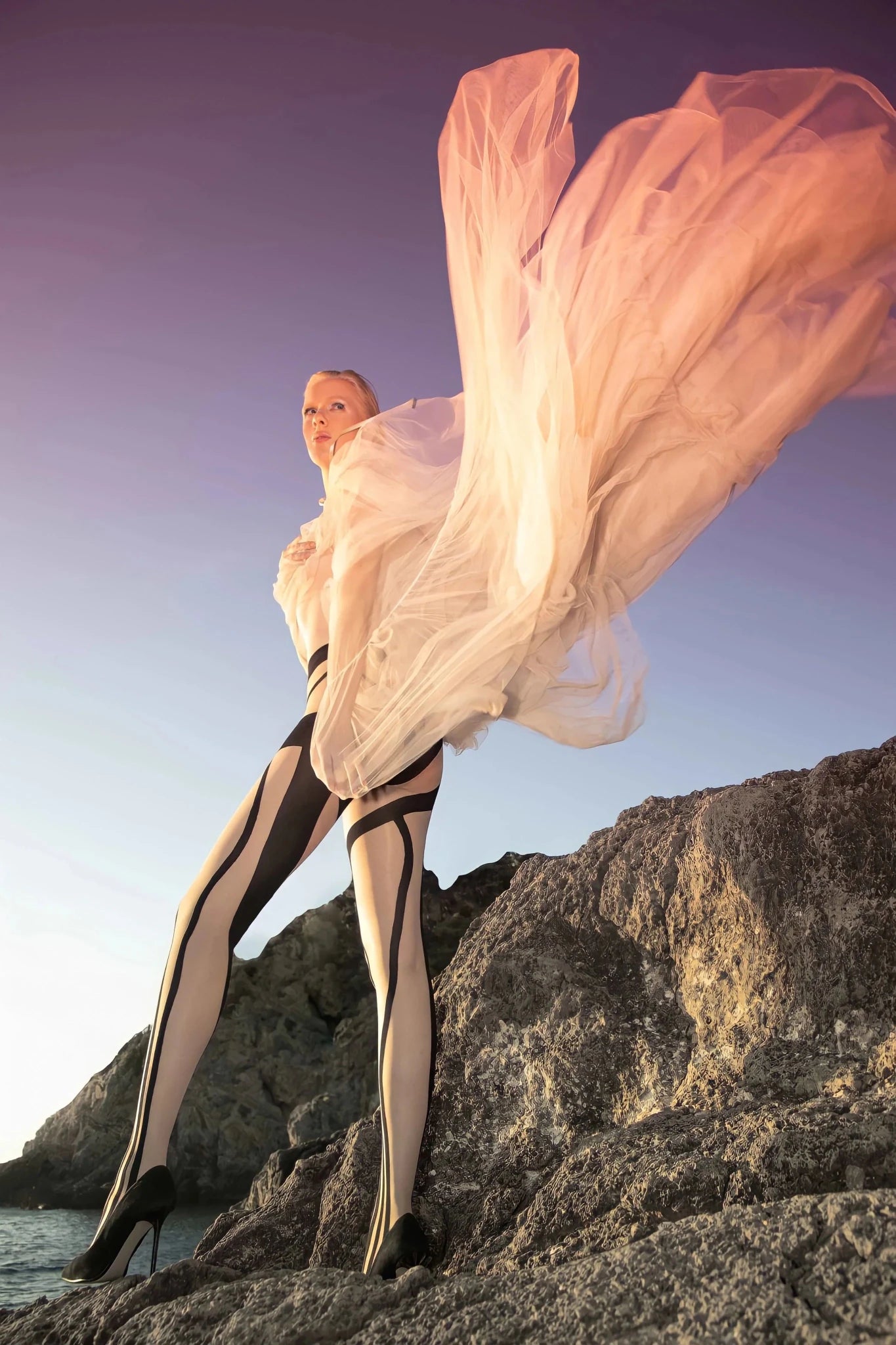 CALZE E COSTUMI DA BAGNO - Intimo per le occasioni speciali | The Game Lingerie