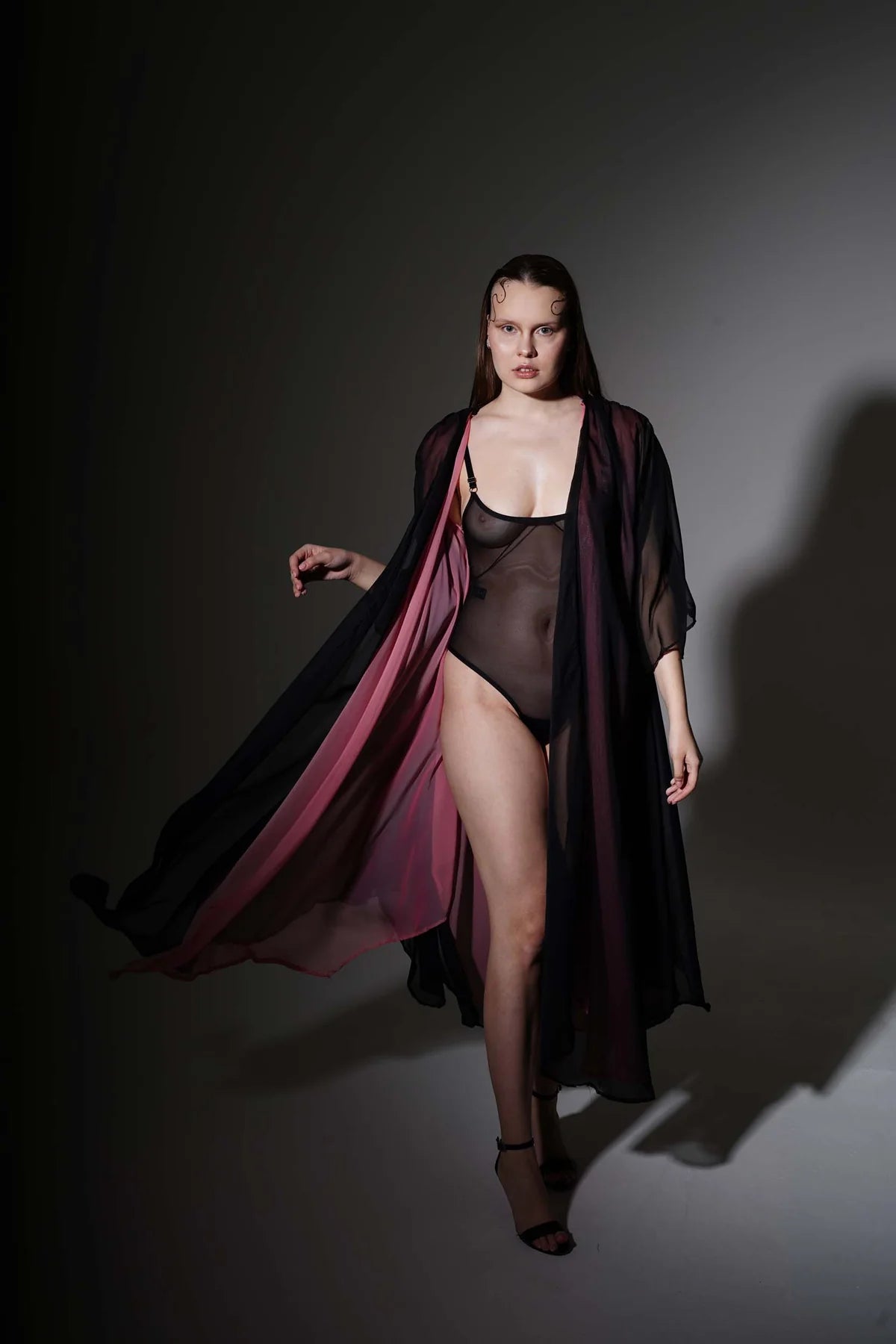 Vestaglia - Kimono Larissa in chiffon nero e rosa - The Game Lingerie