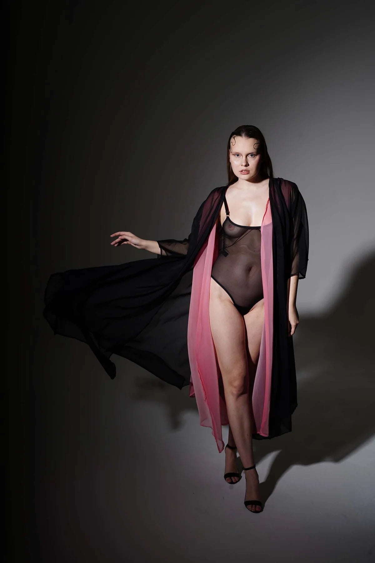 Vestaglia - Kimono Larissa in chiffon nero e rosa - The Game Lingerie