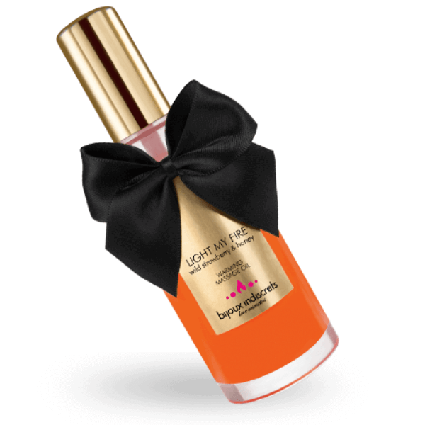 BIJOUX - OLIO DA MASSAGGIO EFFETTO CALDO AROMA FRAGOLA - BIJOUX LOVE COSMETIQUES - Intimo per le occasioni speciali | The Game Lingerie