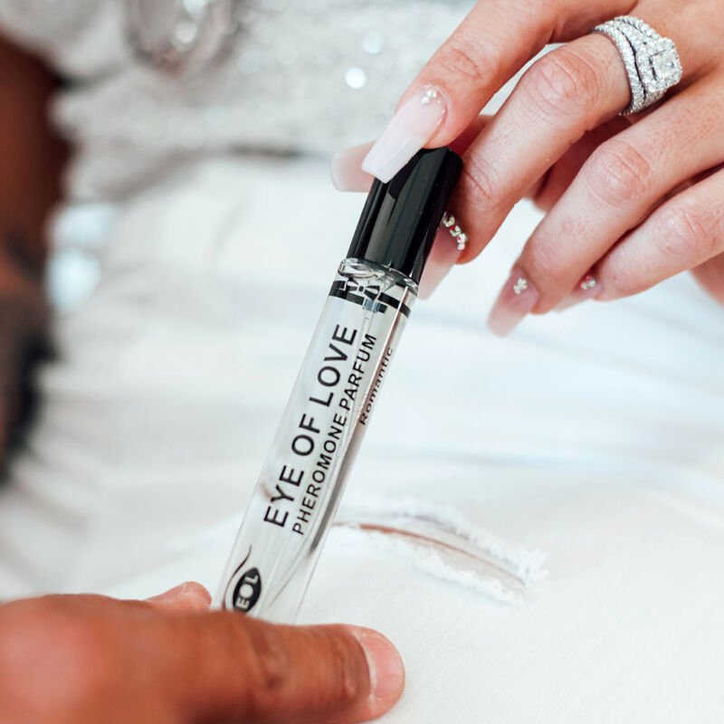 EYE OF LOVE - EOL PHEROMONE PARFUM 10 ML - ROMANTIC - EYE OF LOVE - Intimo per le occasioni speciali | The Game Lingerie