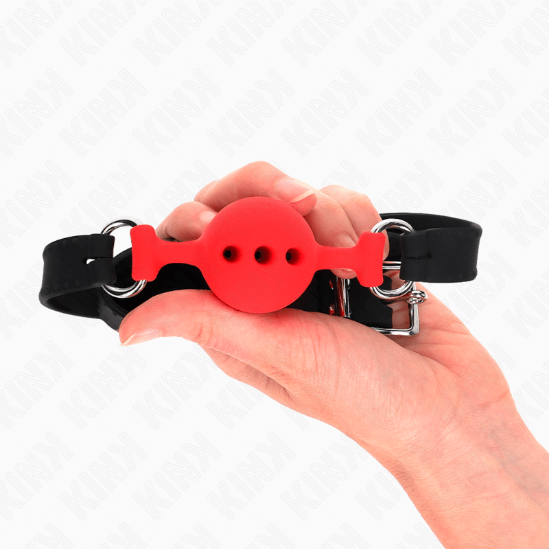 KINK - BAVAGLIO IN SILICONE INTERO 55 x 2 CM CON SFERA DA 4 CM MISURA S ROSSO REGOLABILE 35 - 51 CM - KINK COLLAR & GAG - Intimo per le occasioni speciali | The Game Lingerie