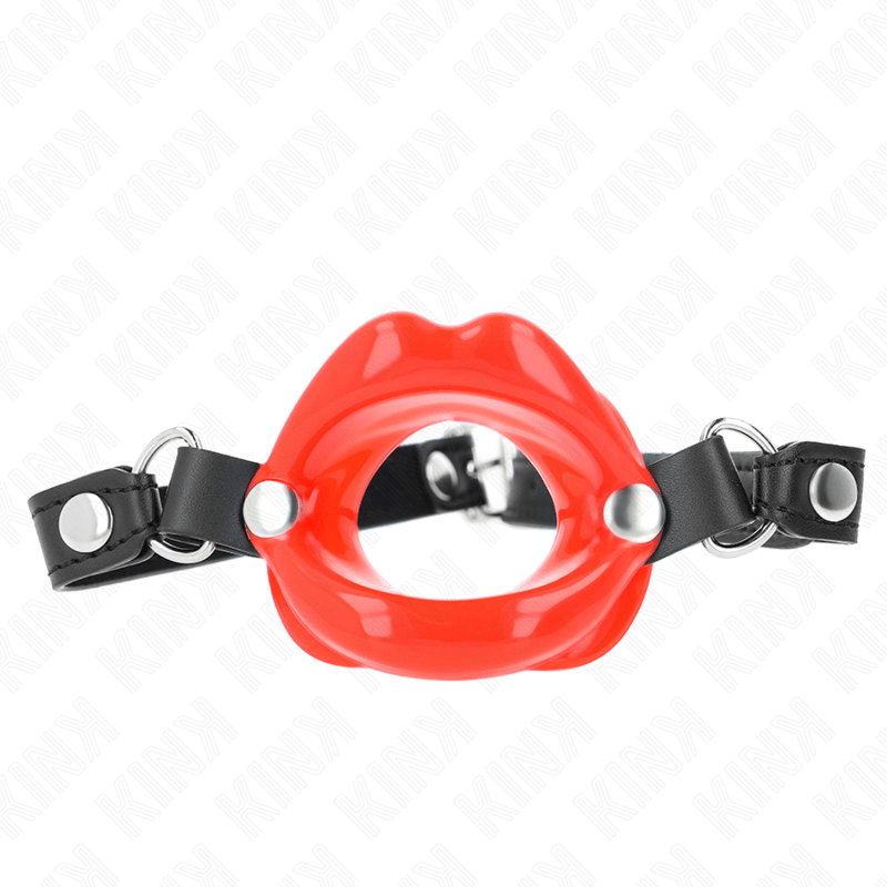 KINK - BAVAGLIO LIP 8 CM CON CINTURINO IN SIMILPELLE ROSSO 63 x 2 CM REGOLABILE 39 - 58 CM - KINK COLLAR & GAG - Intimo per le occasioni speciali | The Game Lingerie