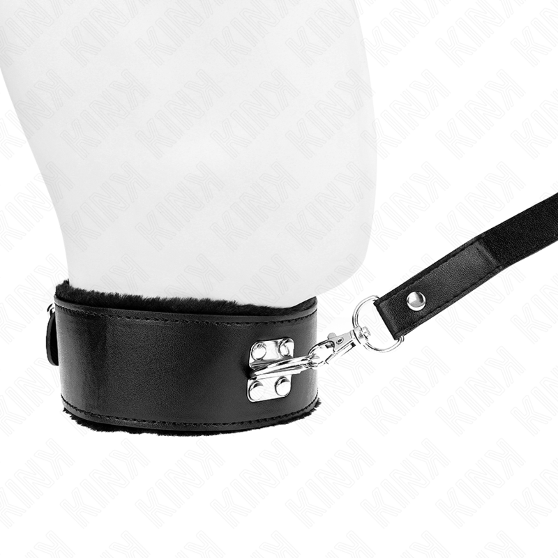 KINK - COLLANA CON GUINZAGLIO 116 CM CON BORCHIE IN ARGENTO MODELLO 4 NERO REGOLABILE 40 - 48 CM X 6 CM - KINK COLLAR & GAG - Intimo per le occasioni speciali | The Game Lingerie