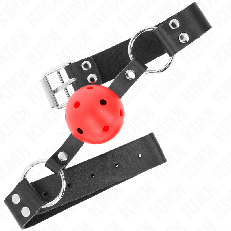 KINK - PALLA TRASPIRANTE BAVAGLIO 4 CM CON DOPPIO RIVETTO ROSSO 62,5 x 2,5 CM REGOLABILE 42 - 58 CM - KINK COLLAR & GAG - Intimo per le occasioni speciali | The Game Lingerie