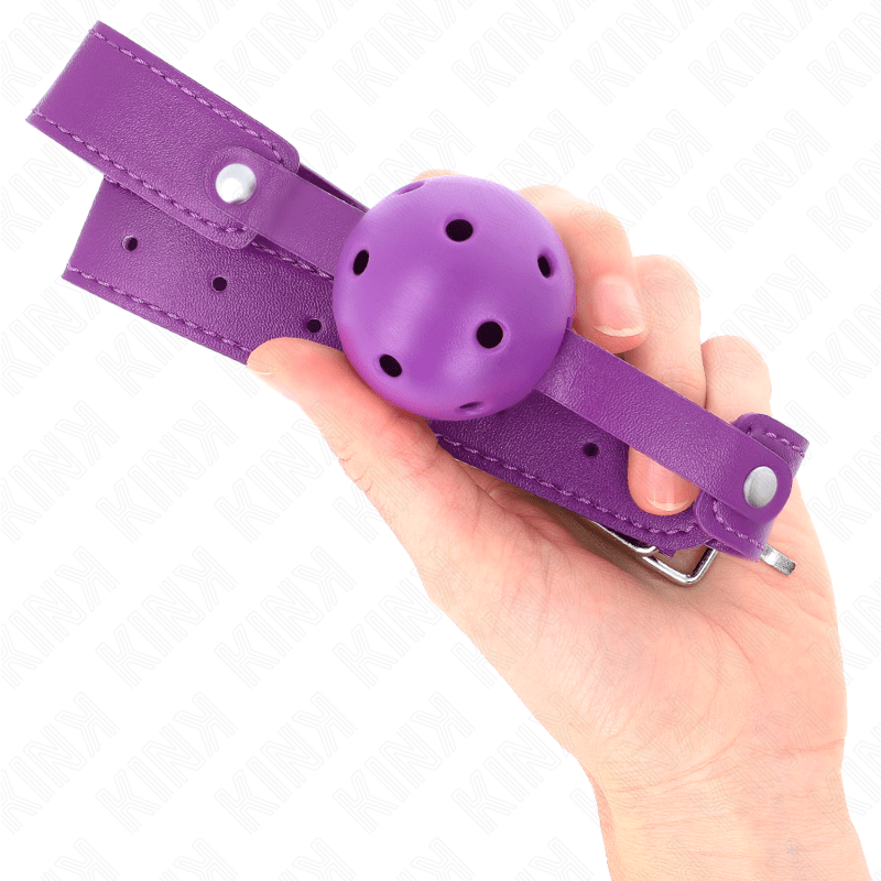 KINK - PALLA TRASPIRANTE VIOLA 4.5 CMGAG 65 x 2.5 CM - KINK COLLAR & GAG - Intimo per le occasioni speciali | The Game Lingerie