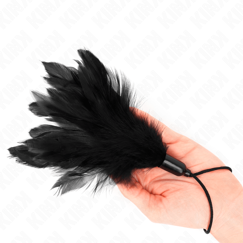 KINK - PIUME TICKLE CON MANICO IN CORDA BASE IN PLASTICA 15 CM - KINK IMPACT & TOUCH - Intimo per le occasioni speciali | The Game Lingerie