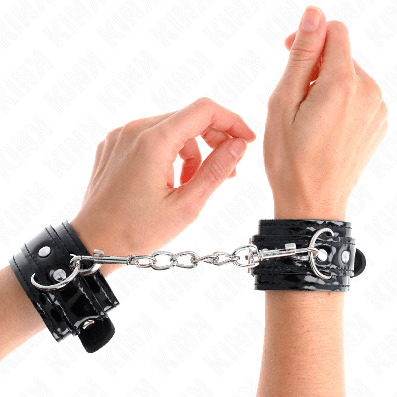 KINK - POLSI IN NEOPRENE LUCIDO REGOLABILI 17 - 24 CM X 4,5 CM - KINK WRIST RESTRAINT - Intimo per le occasioni speciali | The Game Lingerie
