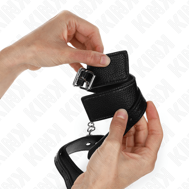 KINK - RESISTENZA DA POLSO CON MOTIVO SERPENTE NERO REGOLABILE 20 - 28 CM X 5,4 CM - KINK WRIST RESTRAINT - Intimo per le occasioni speciali | The Game Lingerie