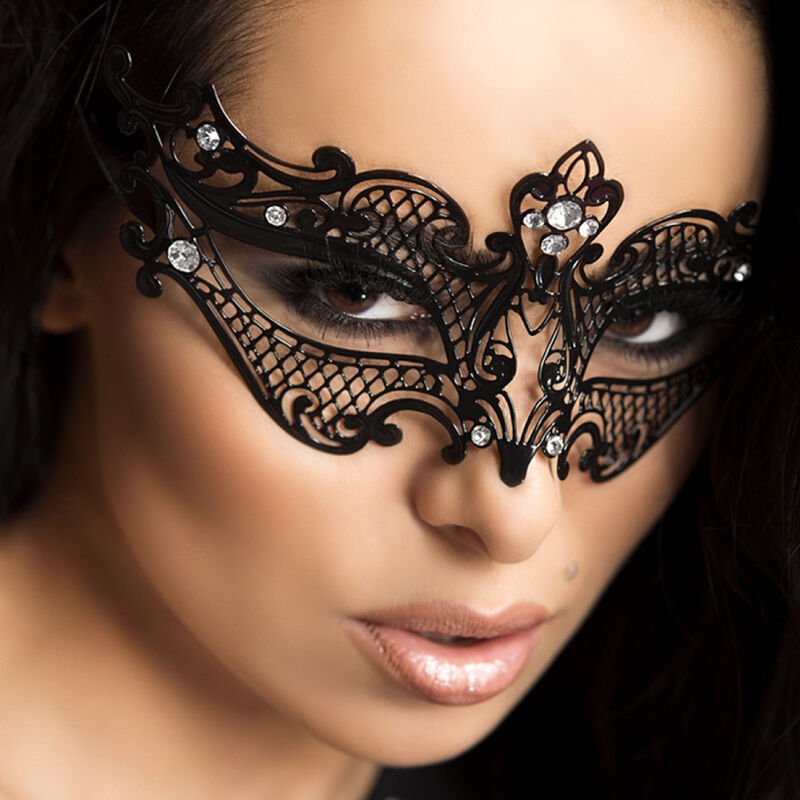MASCHERA IN OTTONE NERA - CR 3755 - CHILIROSE - CHILIROSE ACCESORIES - Intimo per le occasioni speciali | The Game Lingerie