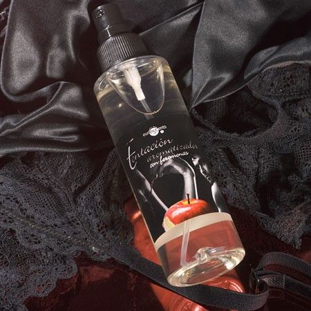 TENTACION - DEODORANTE PER AMBIENTI AL FRUTTO DELLA PASSIONE CON FEROMONI - TENTACION - Intimo per le occasioni speciali | The Game Lingerie